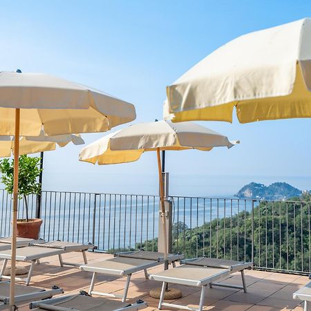 Hotel Olimpo le Terrazze Letojanni Esterno foto