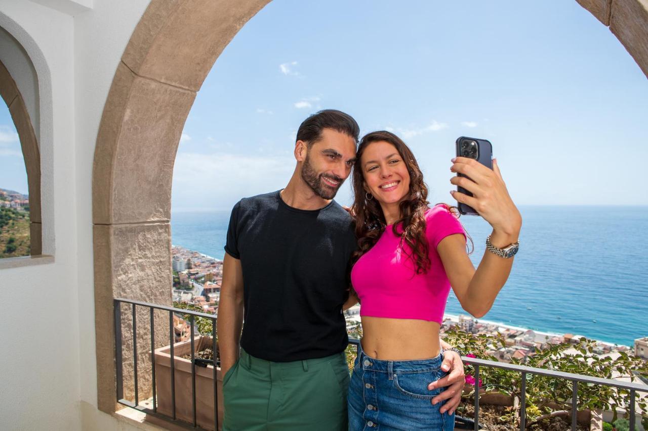 Hotel Olimpo le Terrazze Letojanni Esterno foto