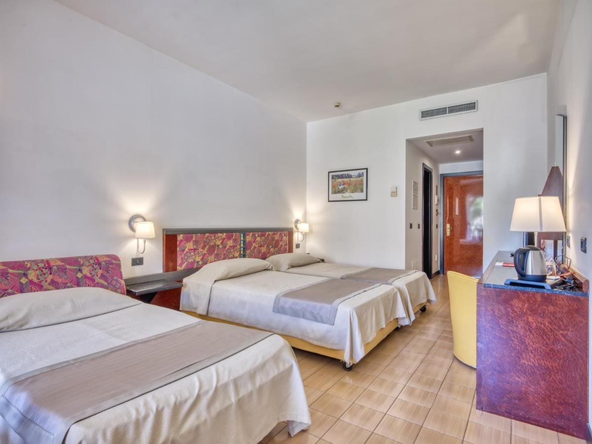 Hotel Olimpo le Terrazze Letojanni Esterno foto