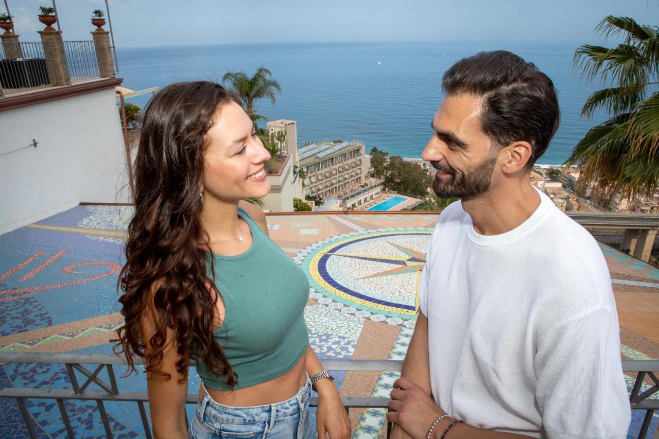 Hotel Olimpo le Terrazze Letojanni Esterno foto