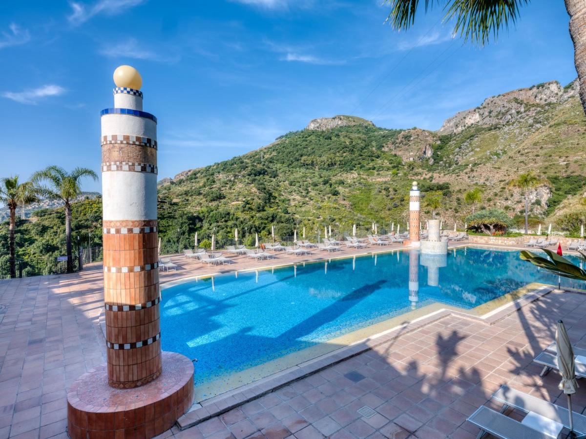 Hotel Olimpo le Terrazze Letojanni Esterno foto