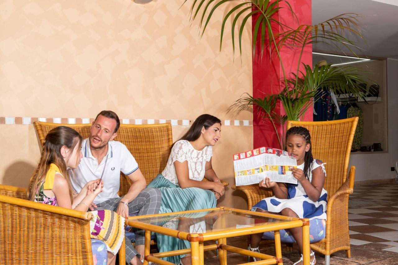 Hotel Olimpo le Terrazze Letojanni Esterno foto