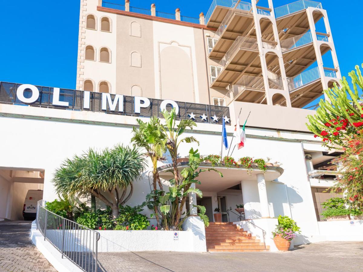 Hotel Olimpo le Terrazze Letojanni Esterno foto